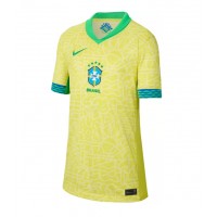 Camisa de time de futebol Brasil Replicas 1º Equipamento Feminina Copa America 2024 Manga Curta
